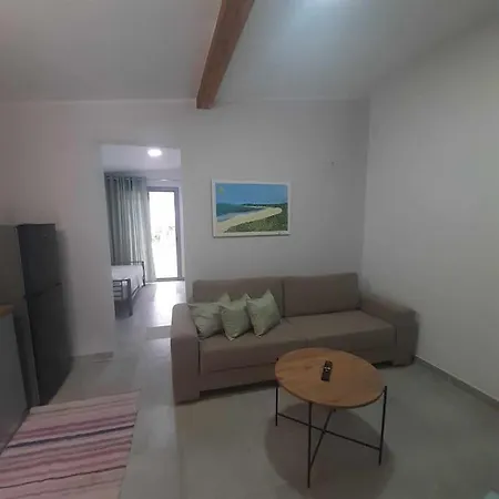 Apartment Iremia *